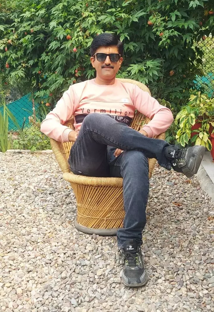 Radhe Finvest Professional